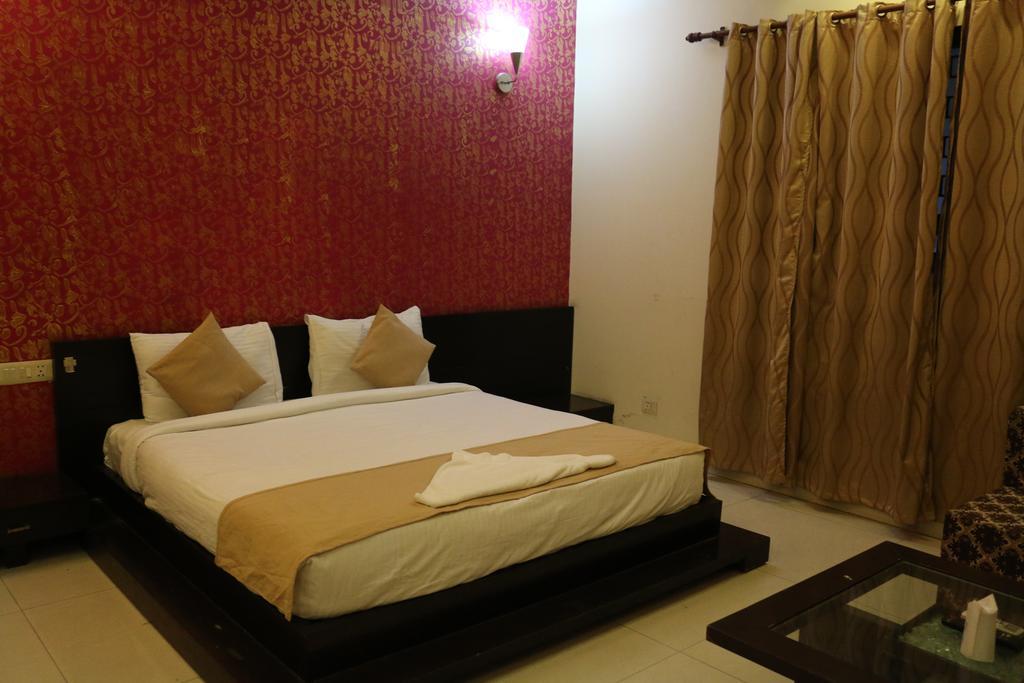 Airport Hotel Jet Inn Suites New Delhi Exterior photo