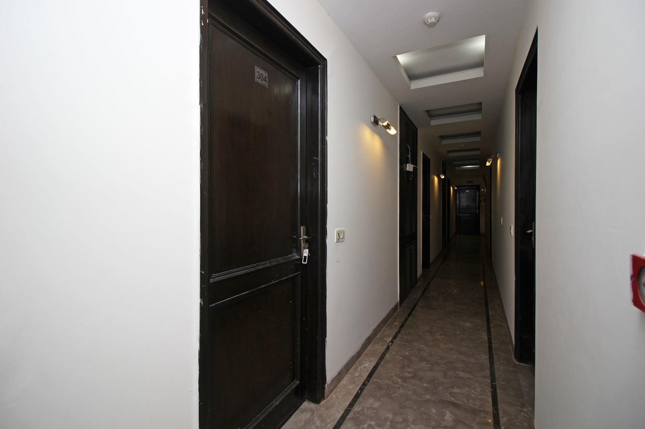 Airport Hotel Jet Inn Suites New Delhi Exterior photo