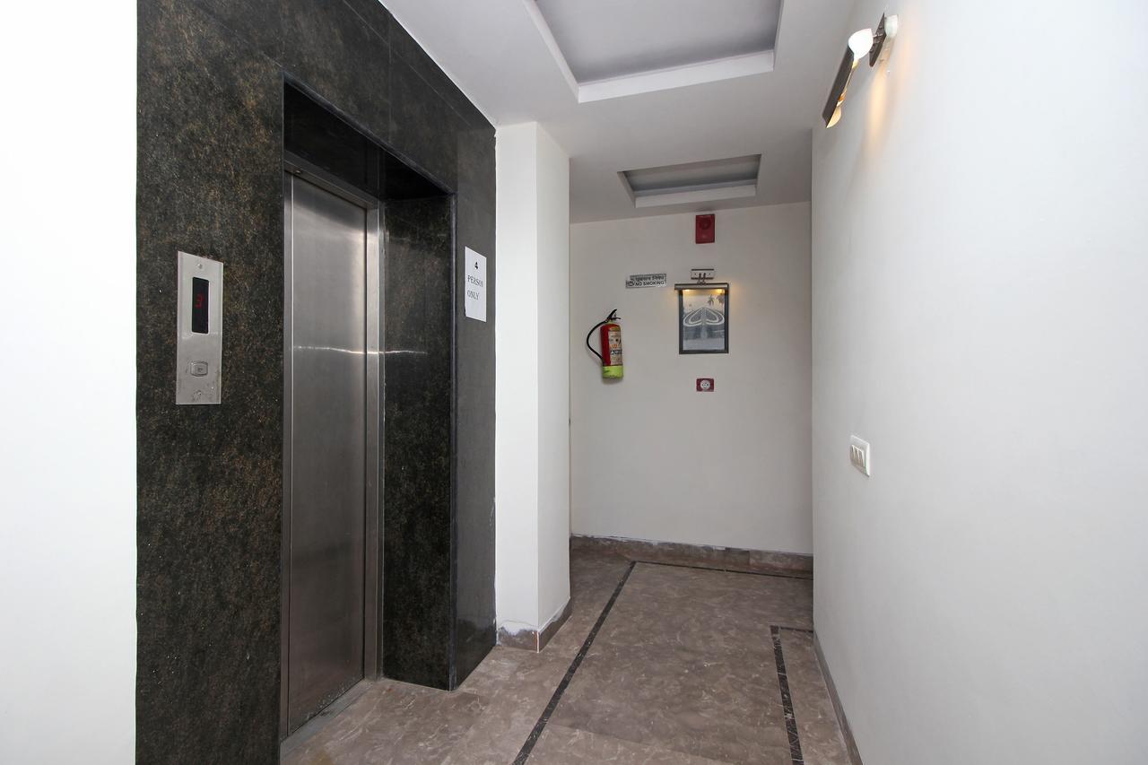 Airport Hotel Jet Inn Suites New Delhi Exterior photo