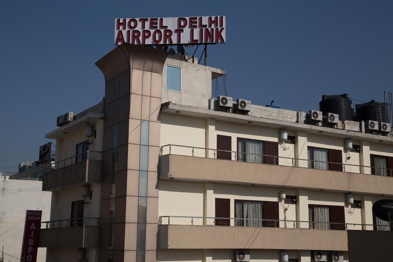 Airport Hotel Jet Inn Suites New Delhi Exterior photo